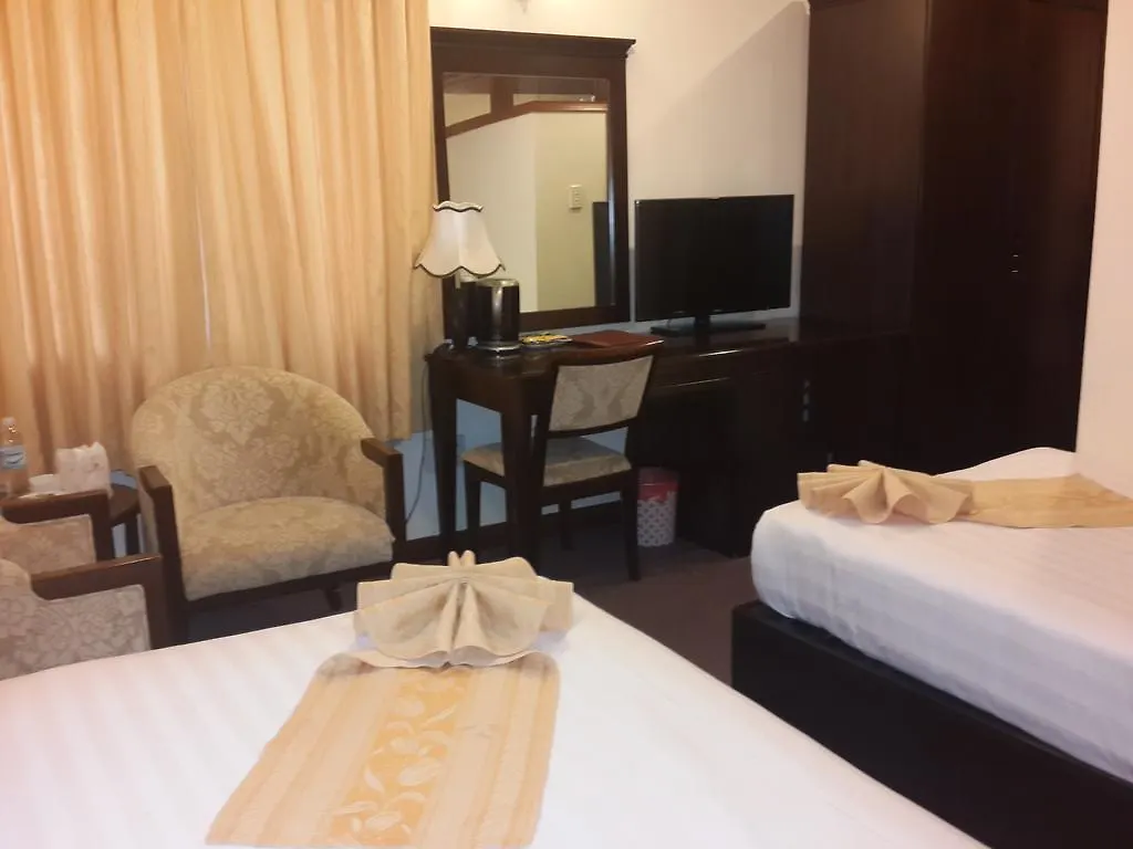 Dong Kinh Hotel Ho Chi Minh City 3*,