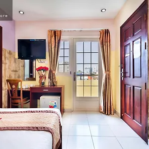 Hanz Vuong Quang Aparthotel