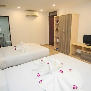 My Anh 120 Saigon Ben Thanh Market Hotel